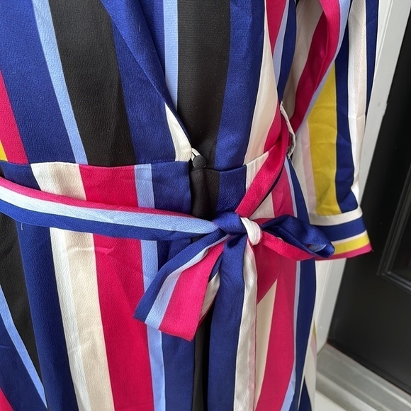 Chelsea 28 Wrap Around Dress - Picture 3 of 9